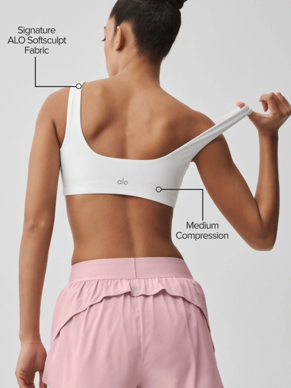 🆕🩷⚡️ALO Yoga ALO Softsculp Precision Bra White, size XS